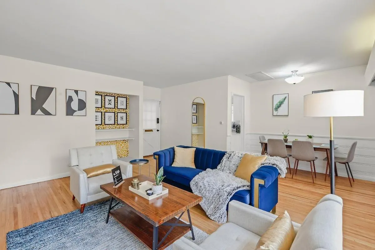 Dazzling Westside 4 Bedroom Home-Minutes To The Beach Los Angeles
